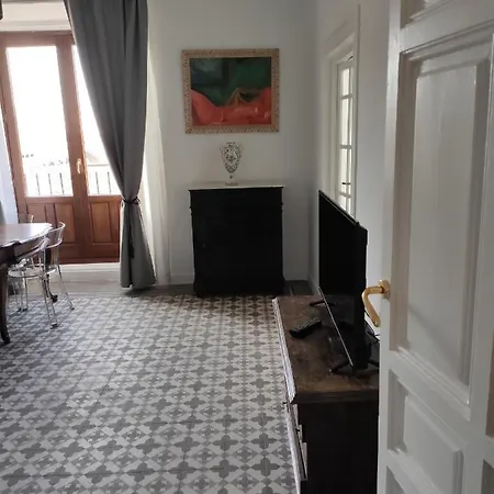 Nuevo Elegante Piso Vintage En Plena Plaza Mayor Madrid Buitenkant foto
